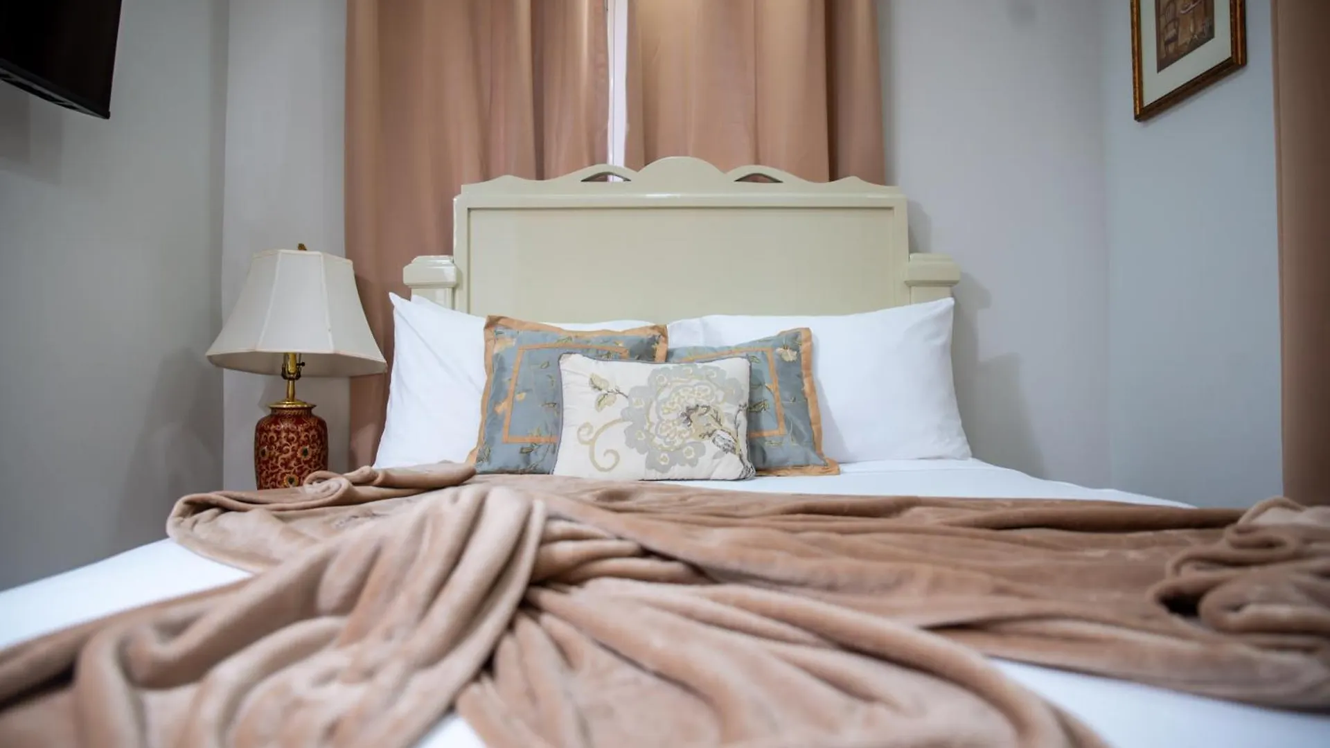 Top Bay Apartments - All 5 Units Montego Bay