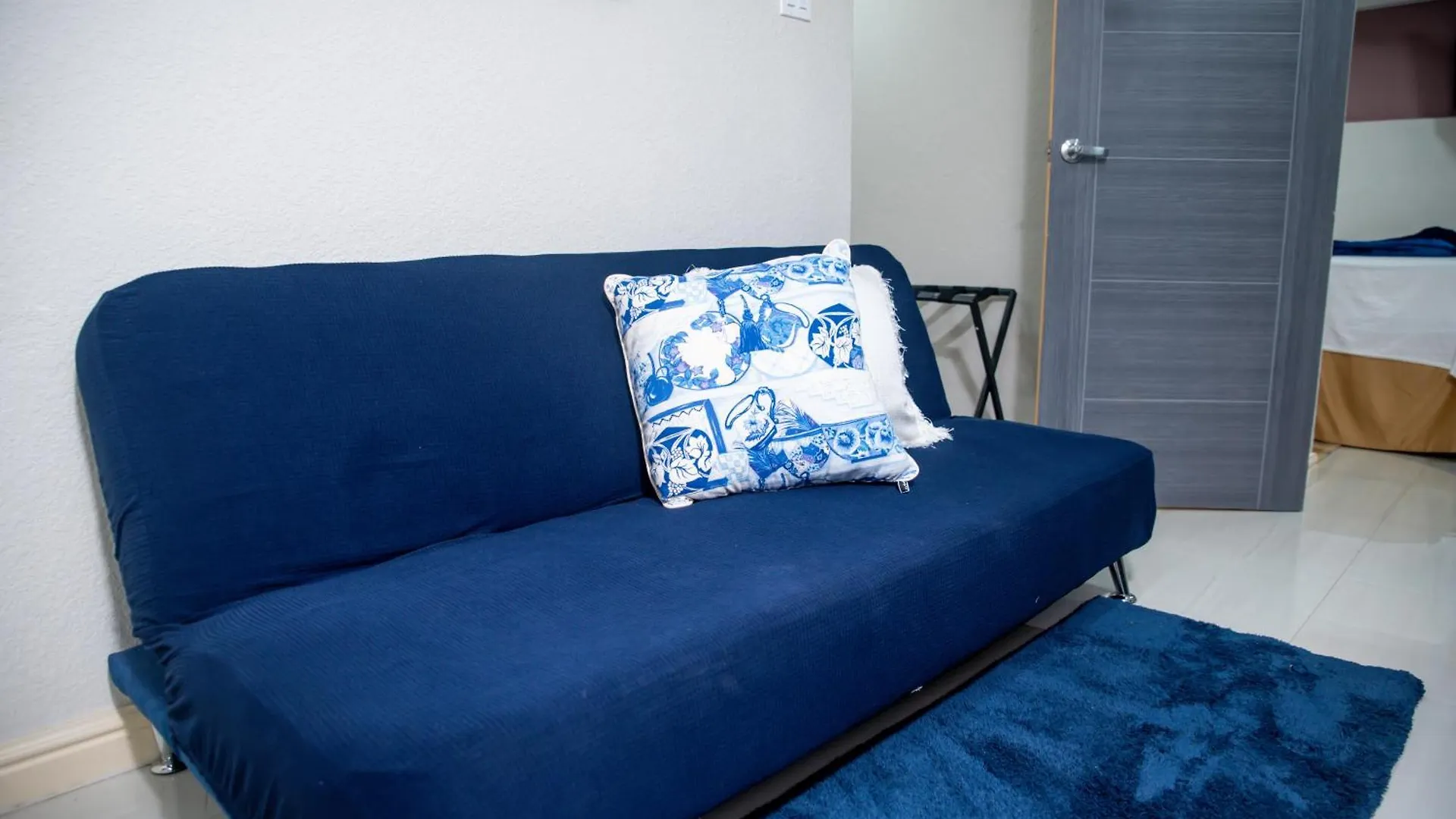 Top Bay Apartments - All 5 Units Montego Bay
