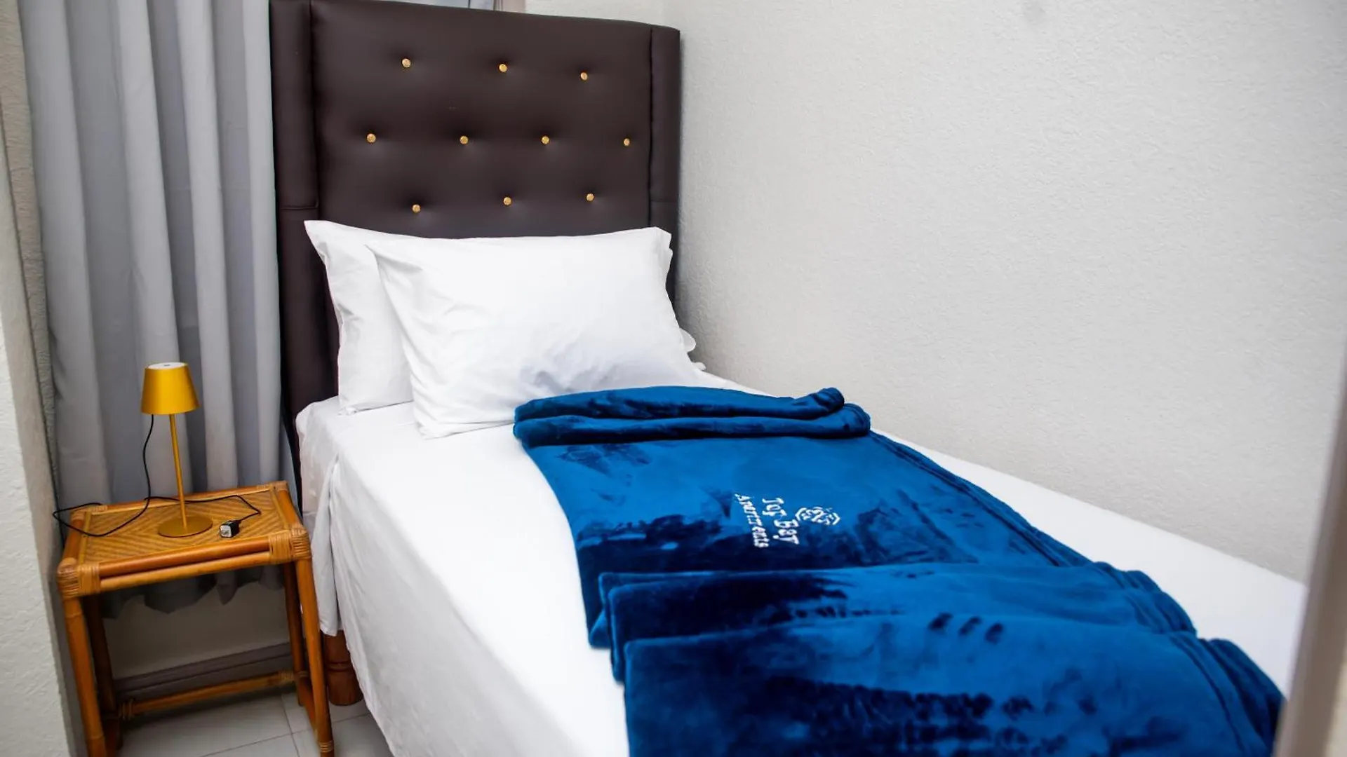 Top Bay Apartments - All 5 Units Montego Bay Jamaica