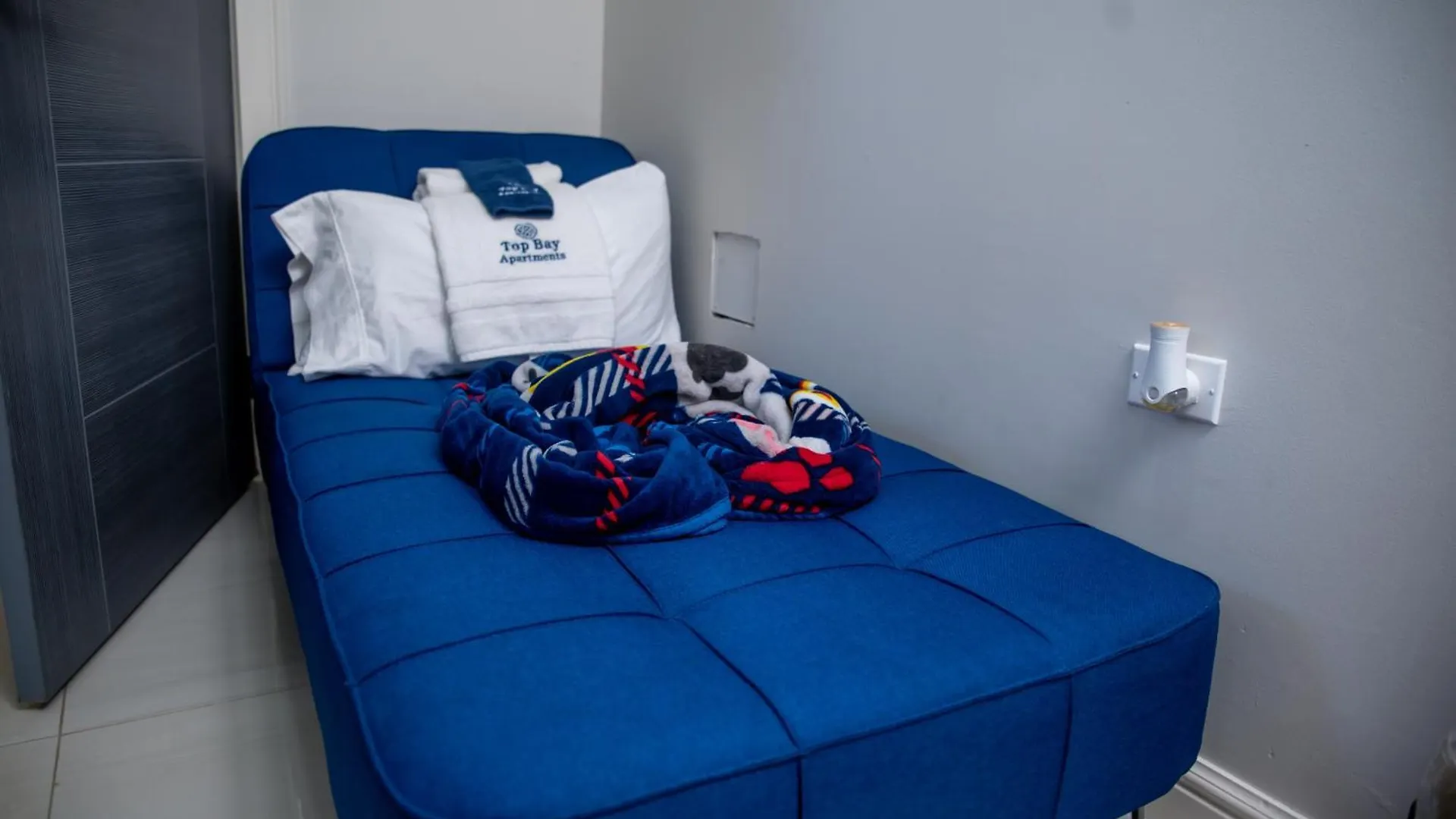 Top Bay Apartments - All 5 Units Montego Bay 0*,  Jamaica